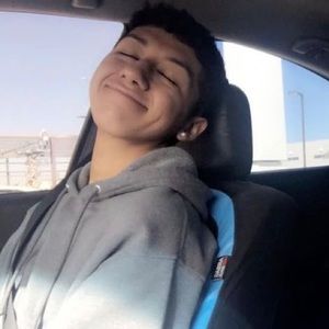 Meet your Posher, Joel